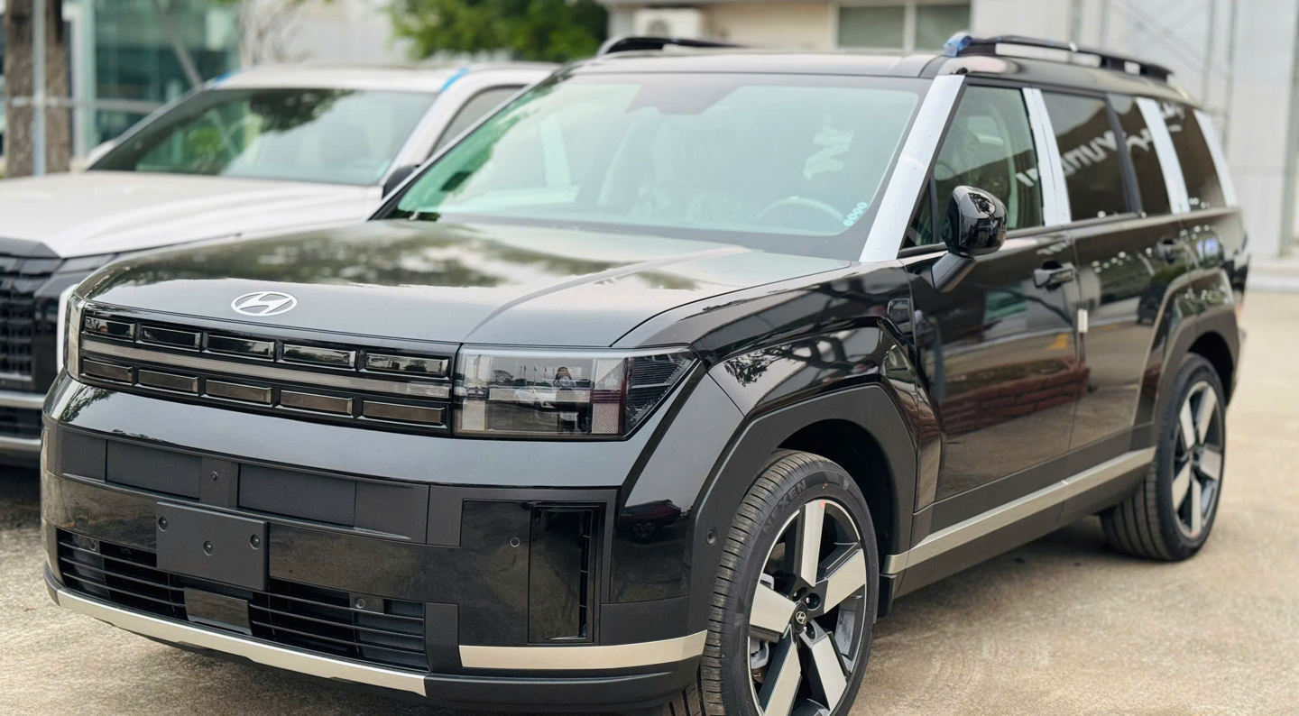 Top 10 mẫu SUV hybrid đáng chú ý nhất năm 2025