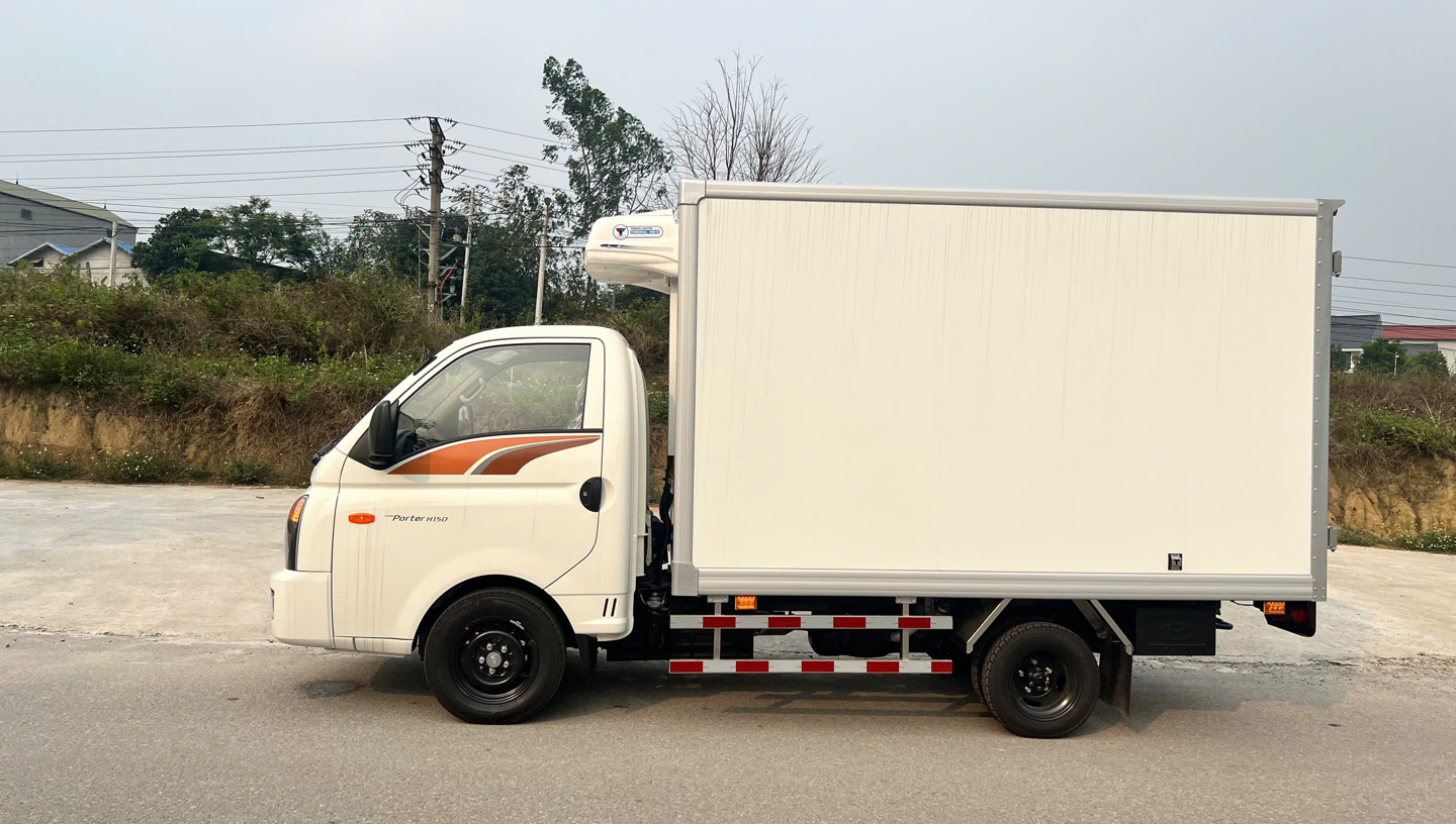 New Porter H150 Thùng Đông Lạnh