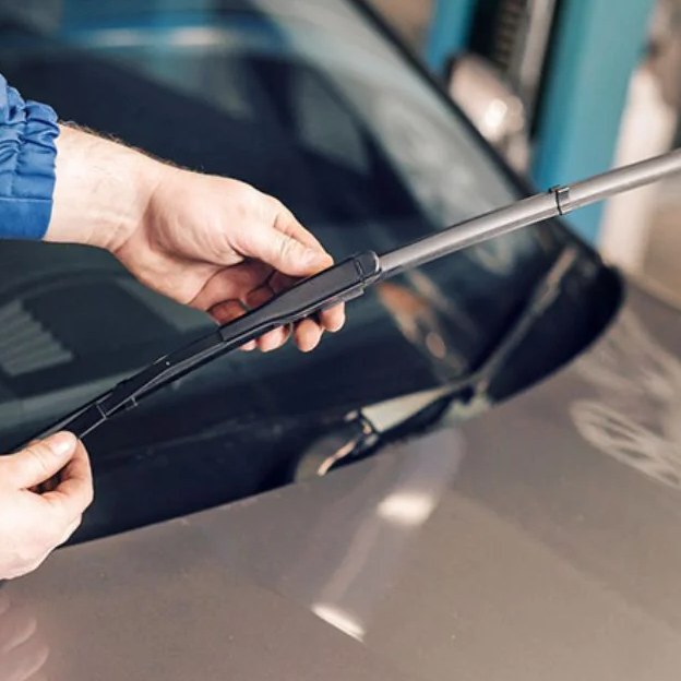 Cách bảo dưỡng ô tô mùa mưa bạn cần biết