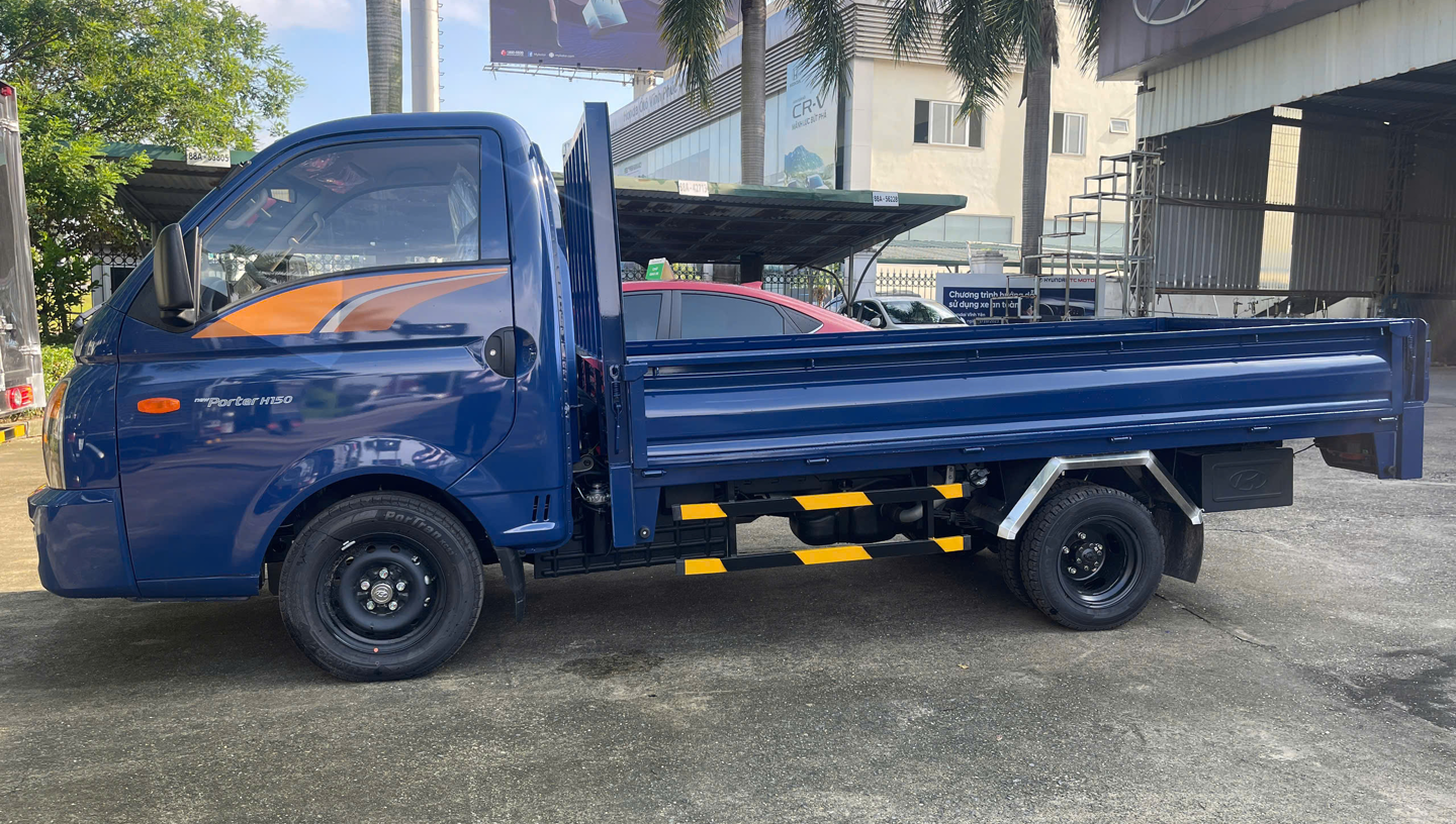 New Porter H150 Thùng Mở Cánh Rơi