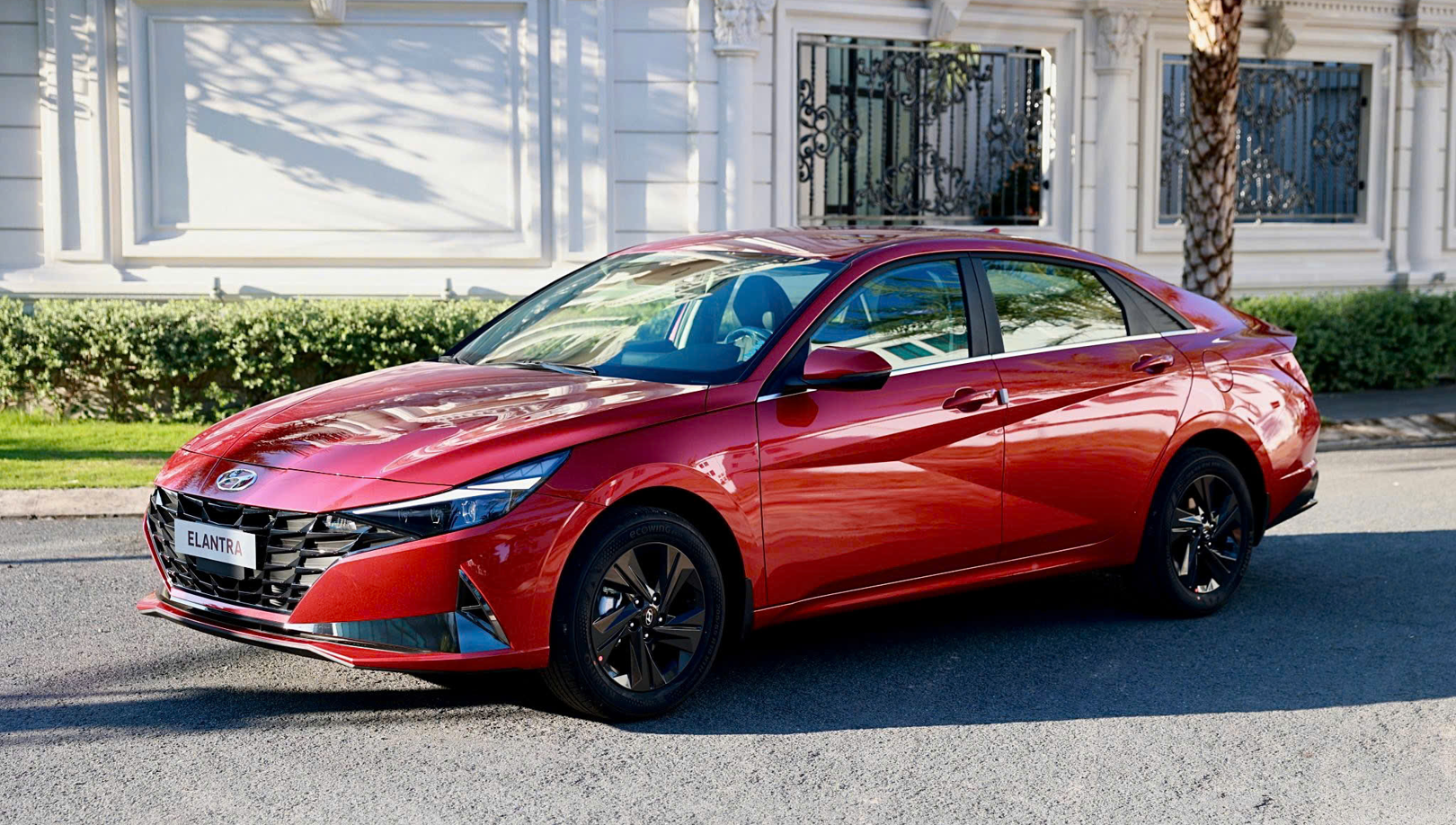 Hyunndai Elantra 1.6 AT Đặc Biệt