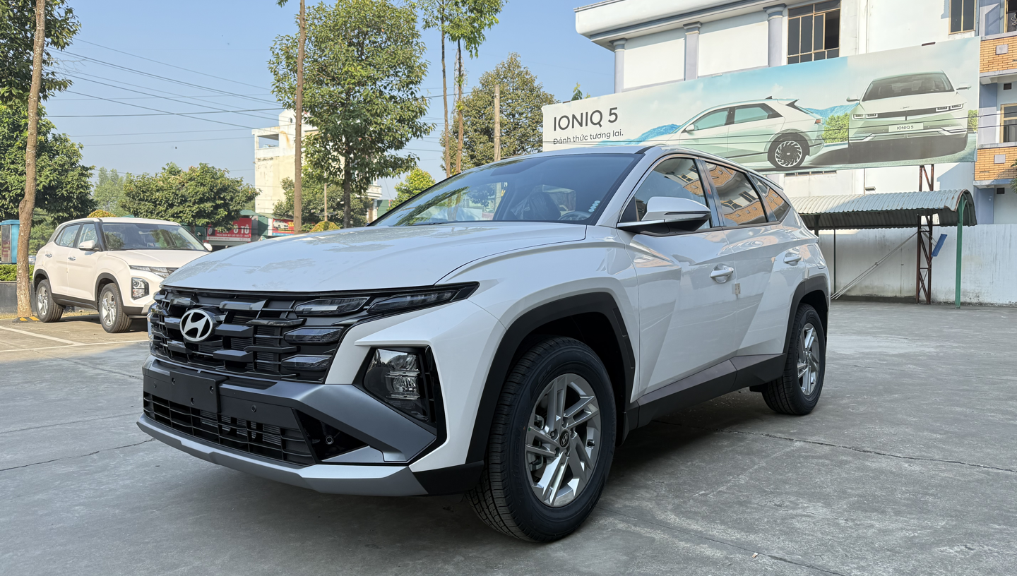 Hyundai Tucson 2.0 Xăng Tiêu Chuẩn