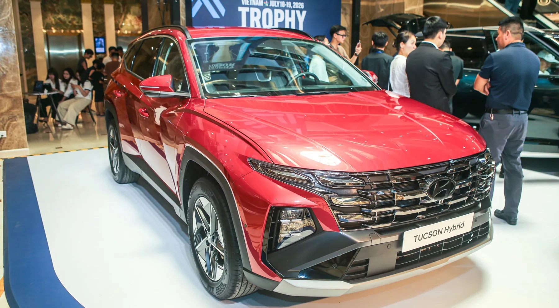Hyundai Tucson Hybrid sắp ra mắt Việt Nam, giá từ dưới 999 triệu đồng