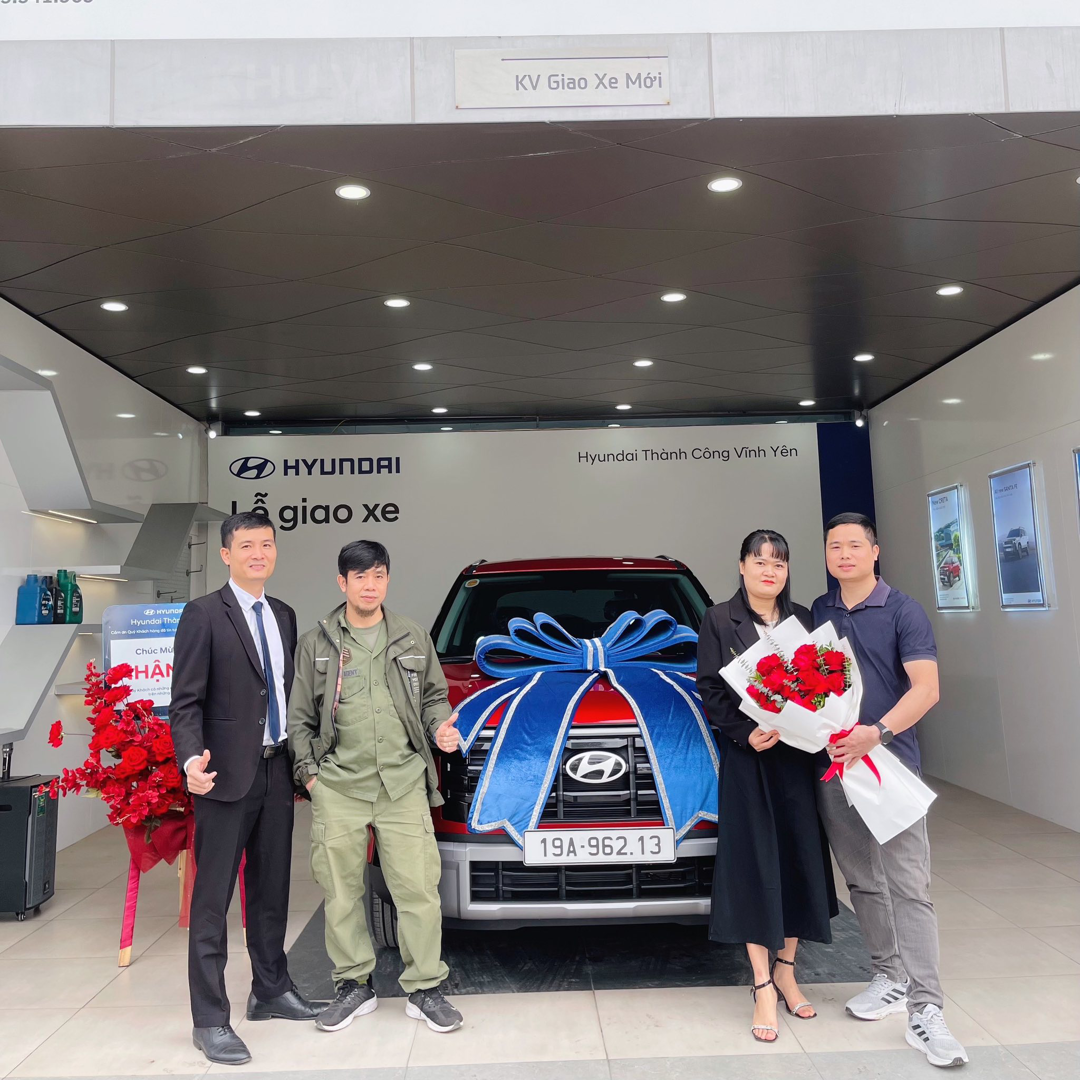 🎉 BÀN GIAO HƠN 40 XE MỚI – KHÁCH HÀNG ĐÓN TẾT AN LÀNH 🎉