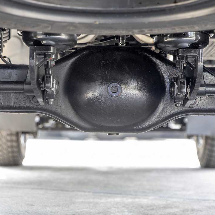 Xe tải 2 cầu là gì? Ưu nhược điểm so với xe tải 1 cầu