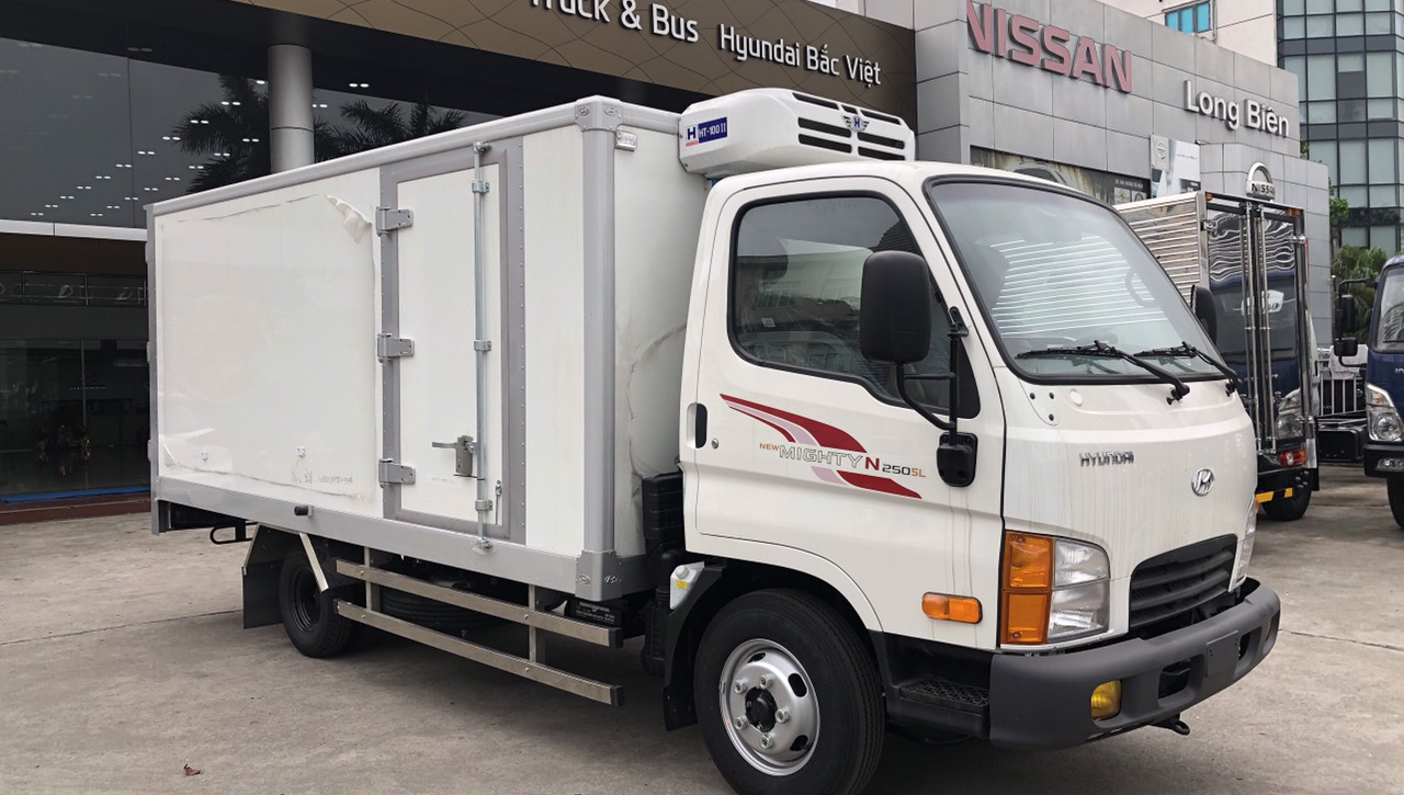 Hyundai New Mighty N250SL- Thùng Đông Lạnh
