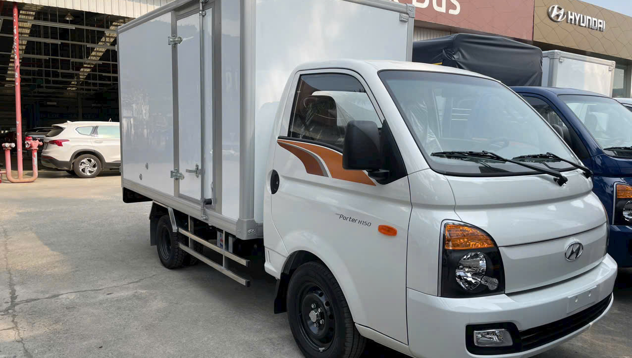 New Porter H150 Thùng Kín Composite