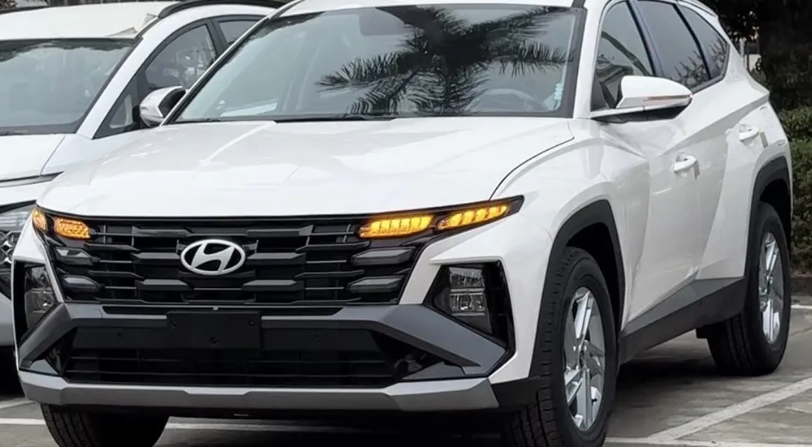 Diện mạo táo bạo và mạnh mẽ Hyundai Tucson