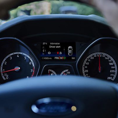 Giải mã những ký hiệu cảnh báo trên trên ô tô – Lạ mà quen