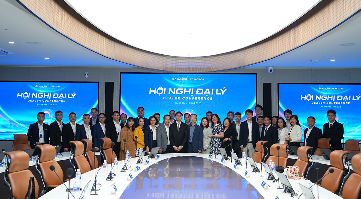 Hyundai Thành Công Thương Mại ra mắt xe khách cao cấp cỡ lớn