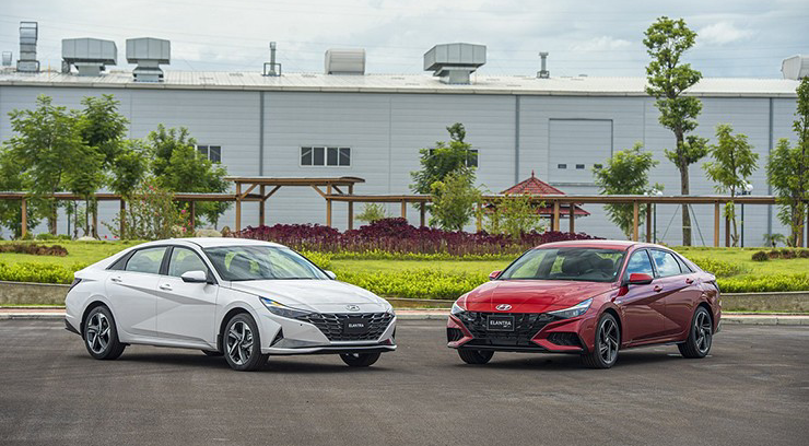 Giá xe Hyundai Elantra tháng 6/2026, sedan hạng C từ 579 triệu đồng