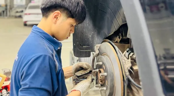 🔥 ƯU ĐÃI DỊCH VỤ – CHĂM XE HÔM NAY, TIẾT KIỆM NGAY! 🚗💙