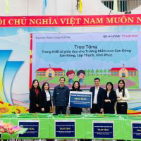 Hyundai Vĩnh Yên – Trao tặng trang thiết bị cho trường mầm non Sơn Đông
