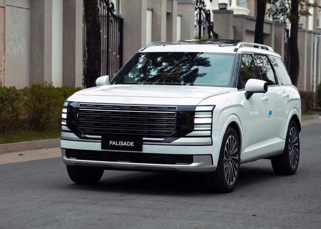 Loạt SUV hybrid mới sắp đổ bộ Việt Nam: Phần lớn giá trên 1 tỉ, có mẫu dễ 'kèm lạc'
