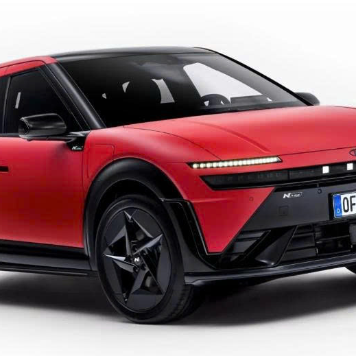 Hyundai Ioniq 3 ra mắt: Dáng chất chơi hơn hẳn Ioniq 5 ở Việt Nam, tích hợp màn hình công nghệ mới đầu tiên của hãng, chạy gần 500km/sạc