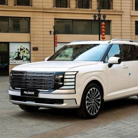 Đại lý báo Hyundai Palisade 2026 giá tạm tính từ hơn 1,7 tỷ đồng tại Việt Nam: 3 phiên bản, tùy chọn máy xăng turbo, hybrid mạnh hơn Santa Fe