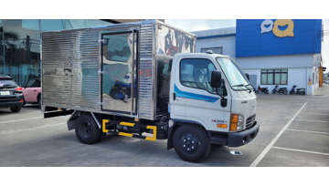 Hyundai Mighty N500A thùng kín tải 1.95T thùng dài 3,65m